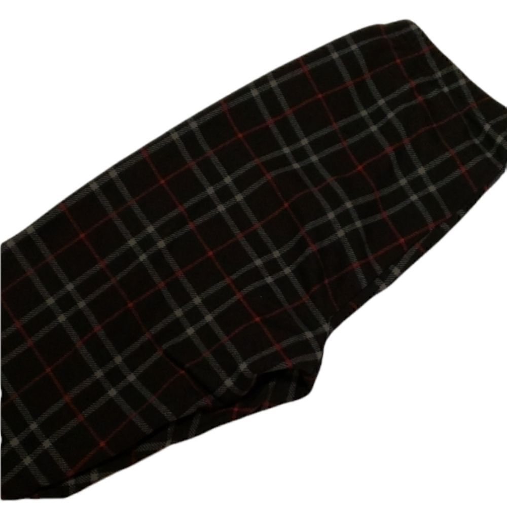 New black plaid leggings